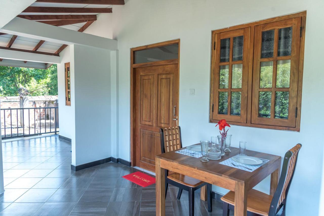 Autumn Home Stay Dambulla Esterno foto