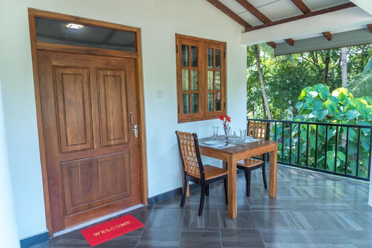 Autumn Home Stay Dambulla Esterno foto