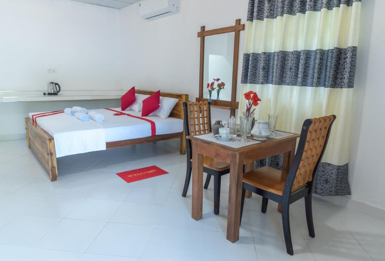 Autumn Home Stay Dambulla Esterno foto