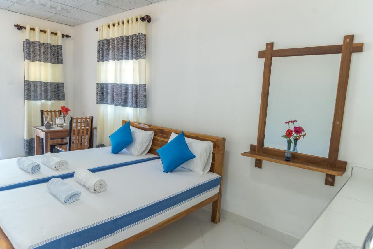 Autumn Home Stay Dambulla Esterno foto